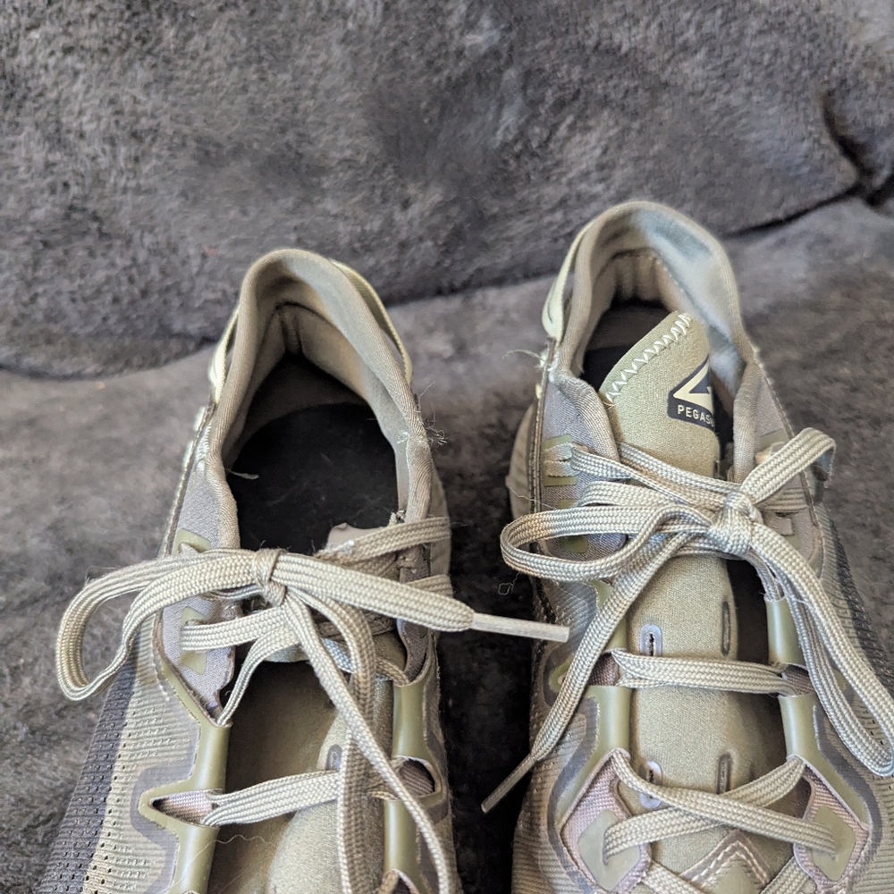 Nike Olive Green Athletic Shoes - Picture 5 of 7